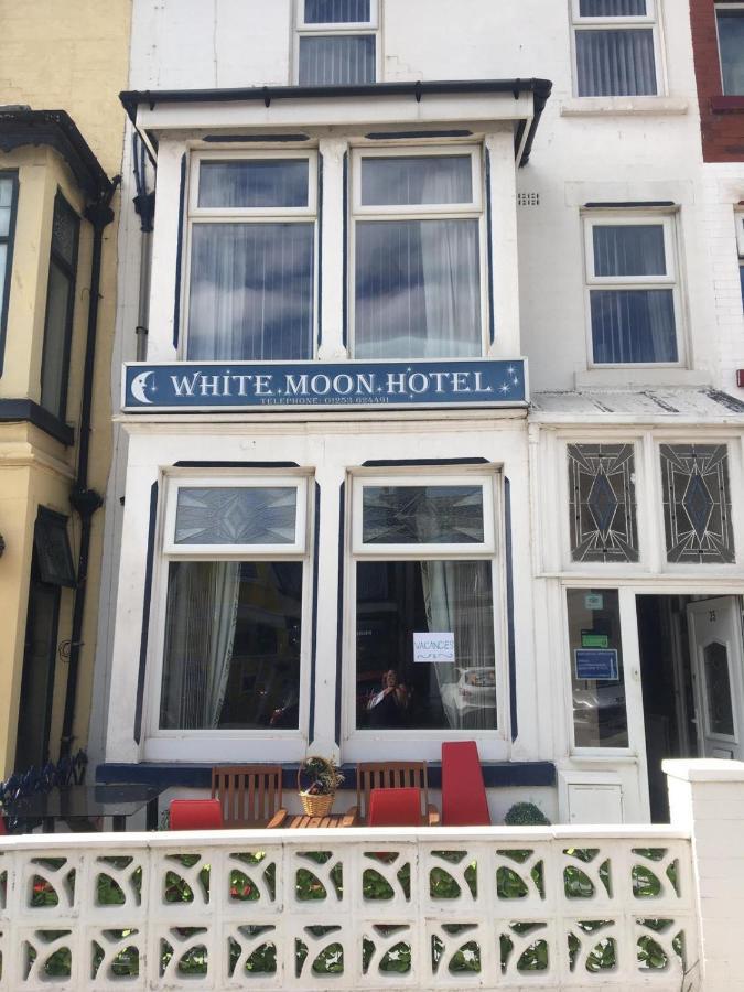 White Moon Hotel Блекпул Екстериор снимка
