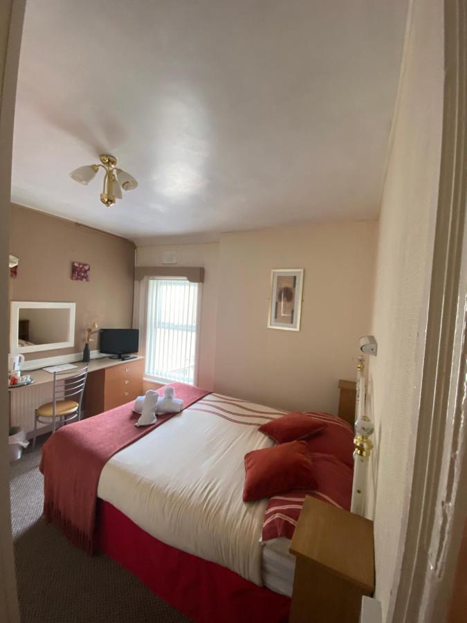 White Moon Hotel Блекпул Екстериор снимка